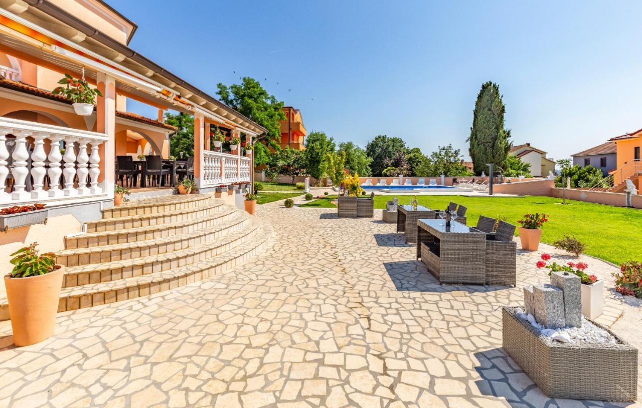 Villa Natalija Medulin Luaran gambar